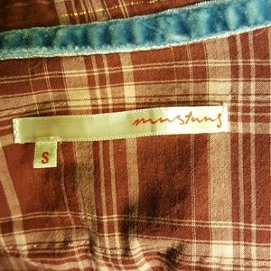 Mustang maroon cotton  shirt size S